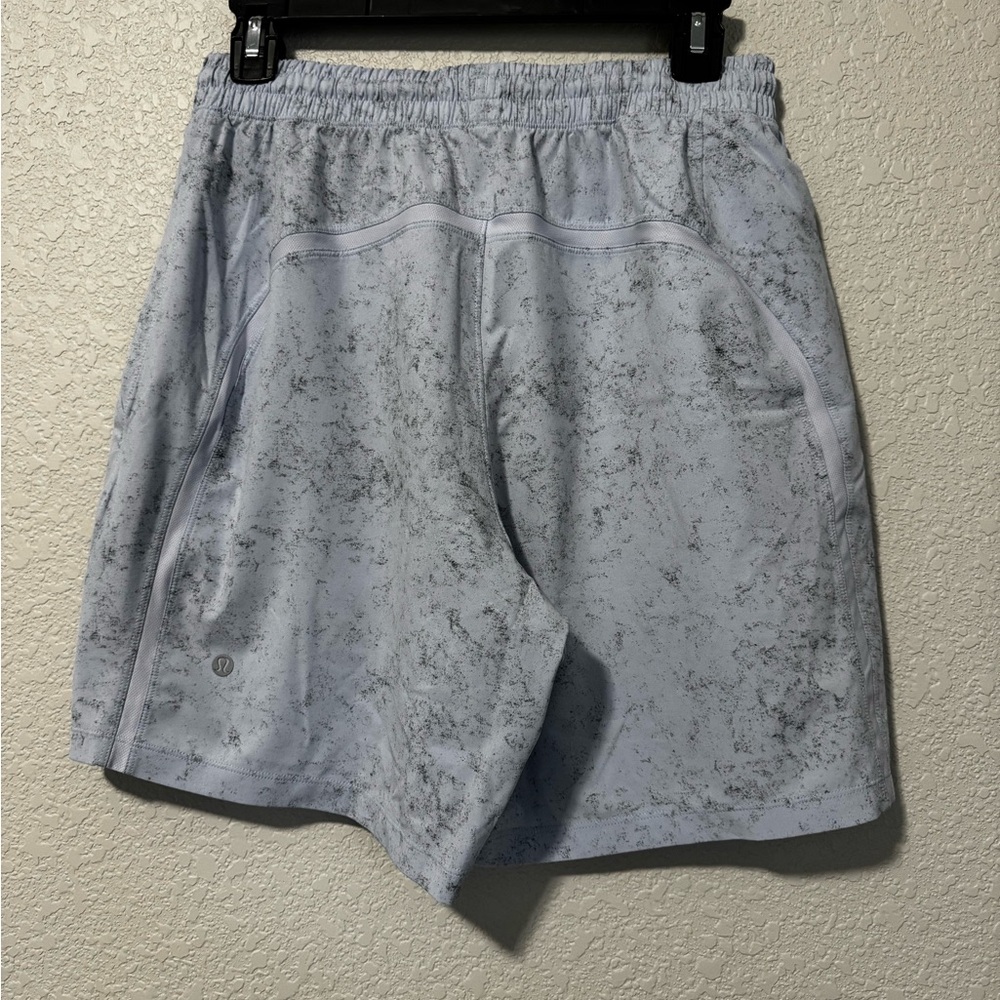 Lululemon Pace Breaker Linerless - Size M